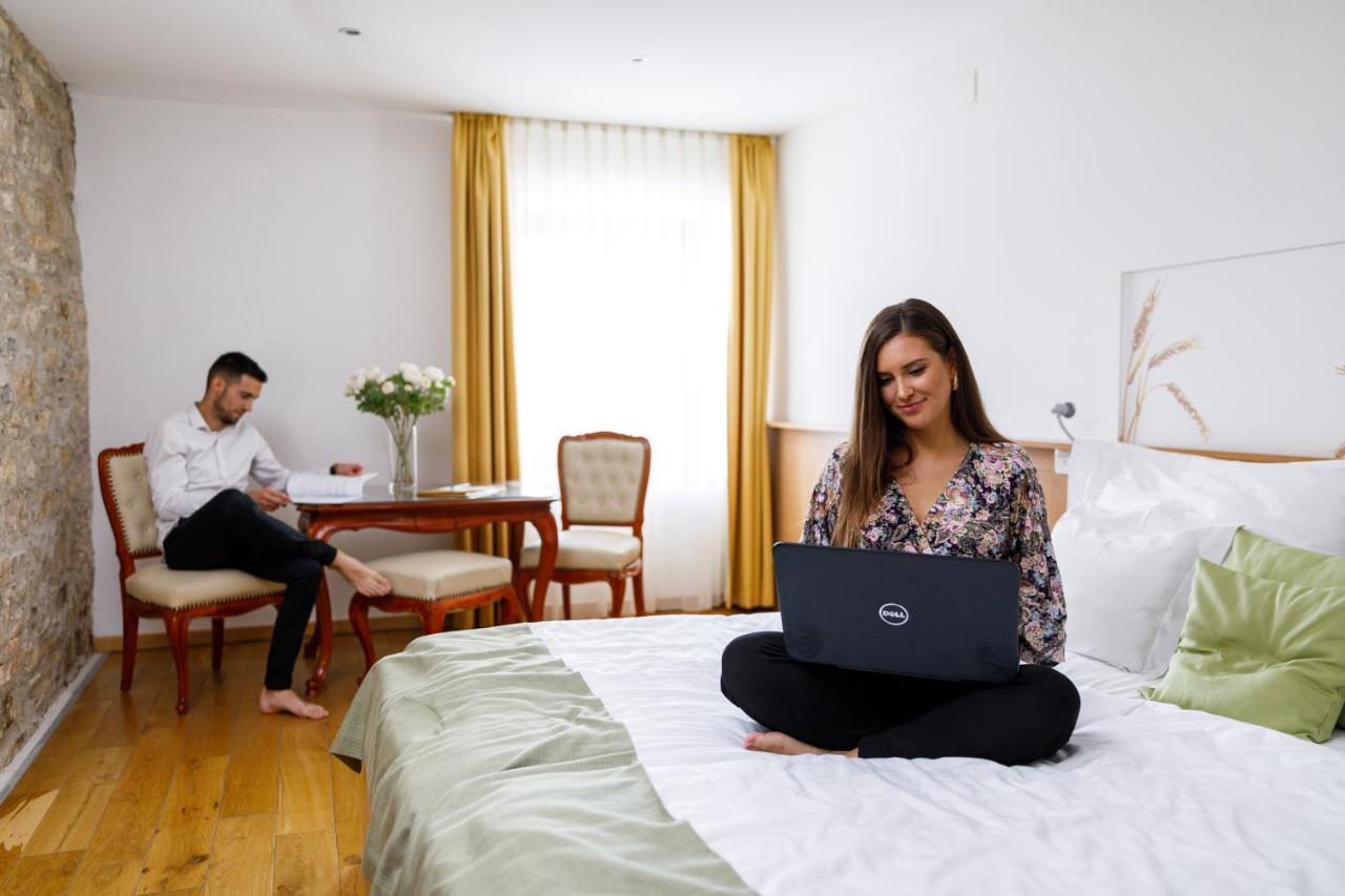 Hotel Historia Malomkert Veszprém Dış mekan fotoğraf