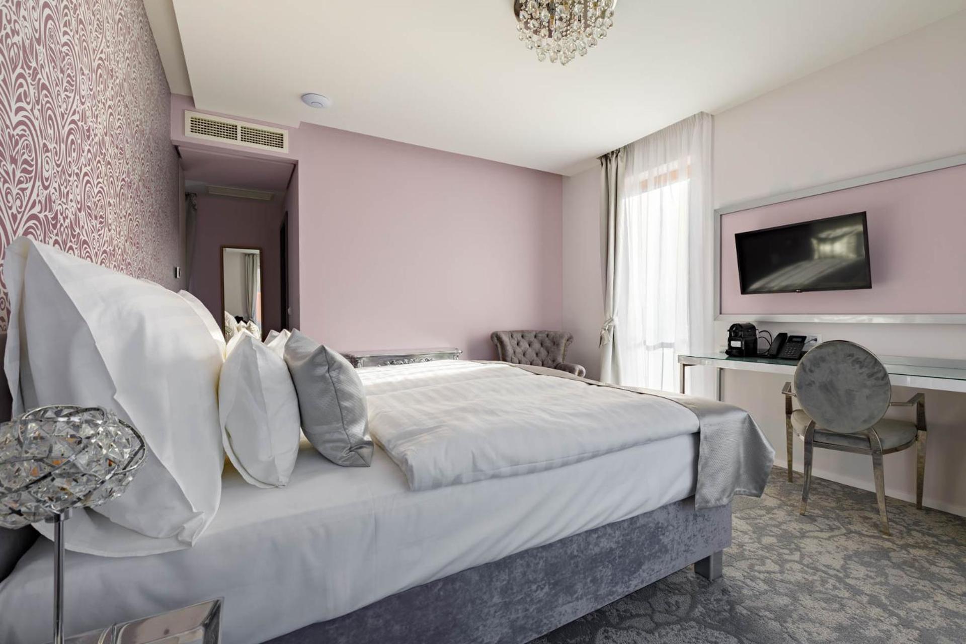 Hotel Historia Malomkert Veszprém Dış mekan fotoğraf