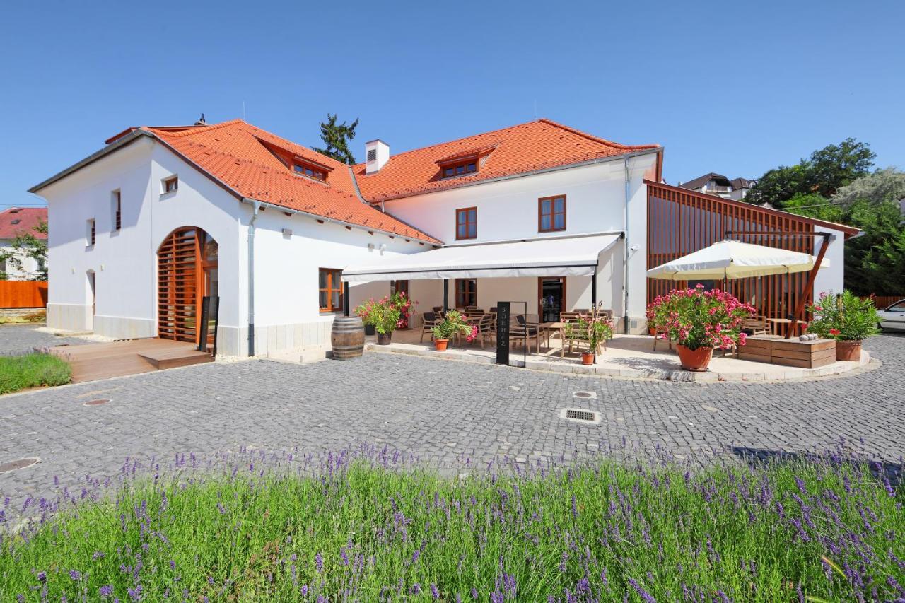 Hotel Historia Malomkert Veszprém Dış mekan fotoğraf